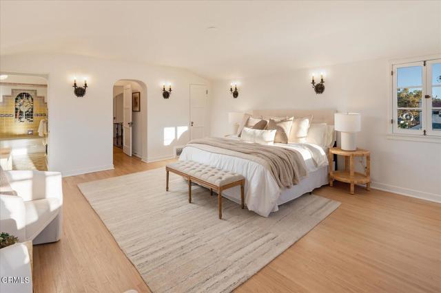 Detail Gallery Image 32 of 69 For 1110 E Mountain St, Glendale,  CA 91207 - 4 Beds | 3 Baths