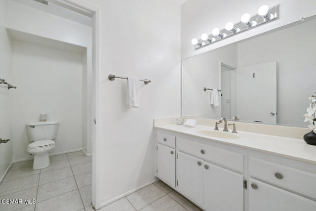 2732 Borchard Road, Newbury Park CA: https://media.crmls.org/mediaz/e8020d17-3b6c-4f2c-a0e3-32e41c8b1bc7.jpg