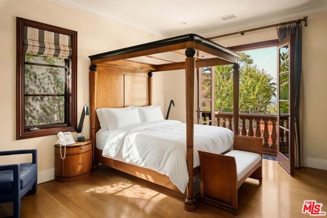 6 Bed Home for Sale in Beverly Hills, California