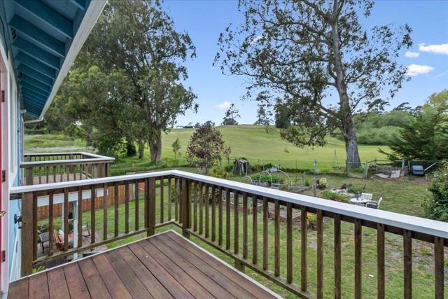 71 Spring Road, Royal Oaks CA: https://media.crmls.org/mediaz/e804381c-885c-4f0e-b5f2-fc54a7b78b38.jpg