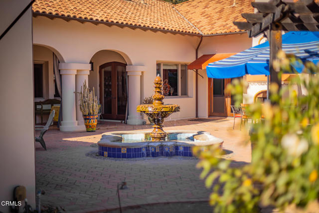 861 Oak Grove Court, Ojai CA: https://media.crmls.org/mediaz/e804919d-a9ad-4a9e-87b5-0372b1a73c62.jpg