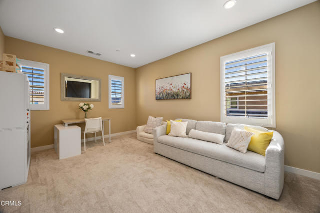 Detail Gallery Image 30 of 73 For 627 E Orange Blossom Way, Azusa,  CA 91702 - 4 Beds | 4/1 Baths