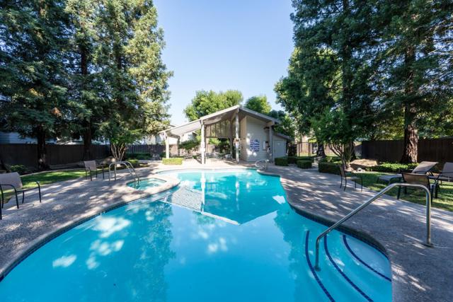 3350 M Street, Merced CA: https://media.crmls.org/mediaz/e804be8b-c2ea-4293-83f3-22e63ba0a8b8.jpg