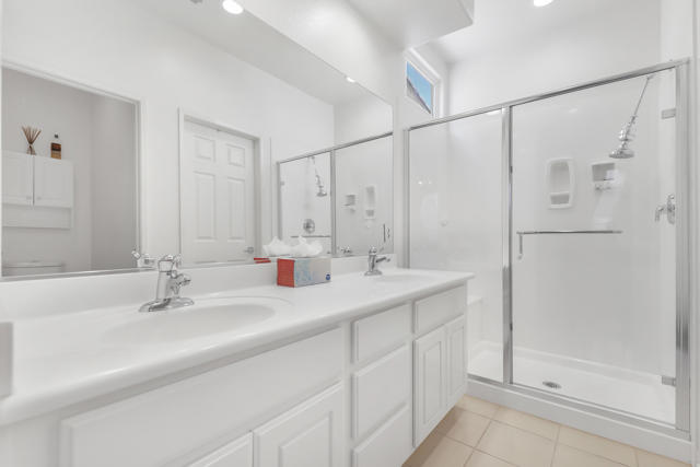 47788 Dancing Butterfly, La Quinta CA: https://media.crmls.org/mediaz/e8051383-d09b-4f9d-b071-45d09594f3ea.jpg