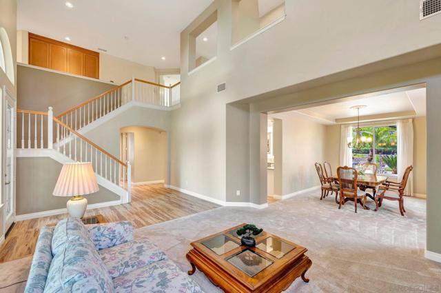 23860 Hollingsworth Dr, Murrieta CA: https://media.crmls.org/mediaz/e805660e-7dd3-4444-bac3-9267863dbf05.jpg