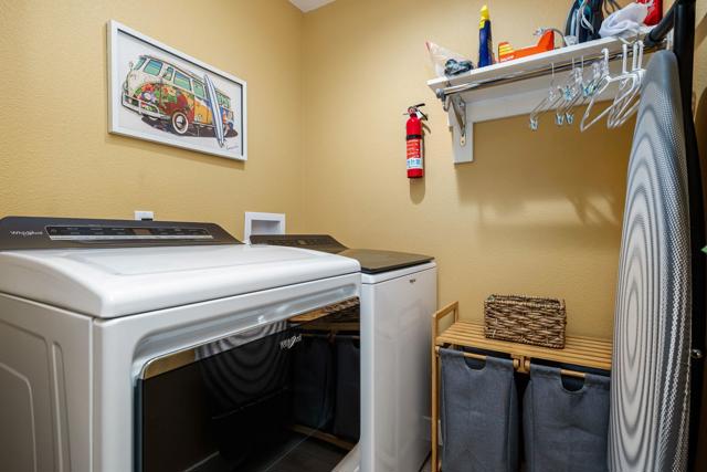 42498 Sand Dune, Palm Desert CA: https://media.crmls.org/mediaz/e8056726-6db2-4b7f-8429-d6d80fc00d8e.jpg