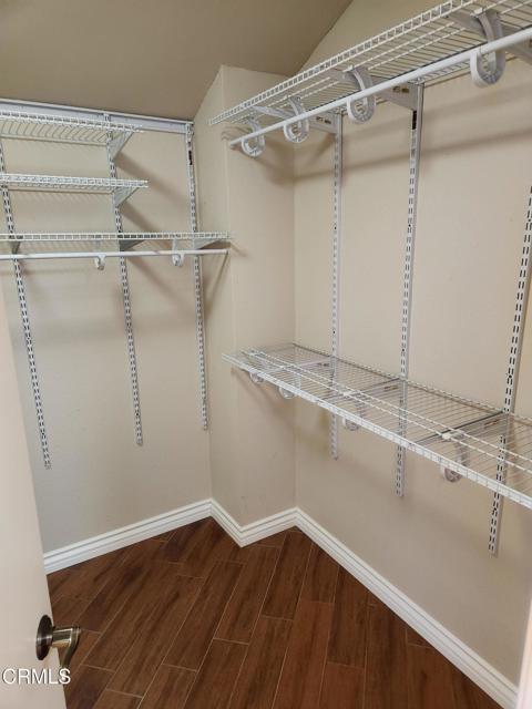 13644 Deering Lane, Moorpark CA: https://media.crmls.org/mediaz/e80583b5-b59a-48e8-ba15-363b8fe34c93.jpg