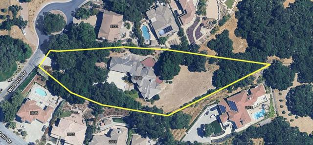 8710 Wild Iris Drive, Gilroy CA: https://media.crmls.org/mediaz/e805ed9e-c581-43c4-8e05-41738b739c5b.jpg