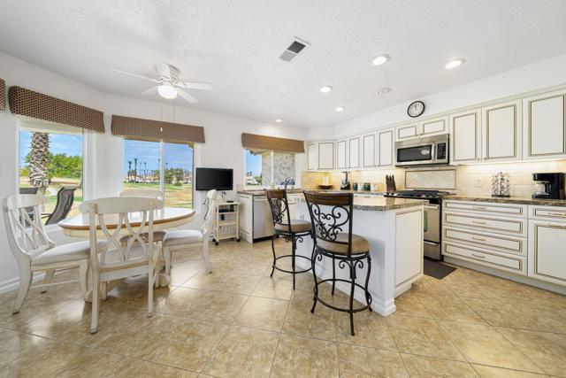 Image 12 of 44 For 371 Desert Falls Drive