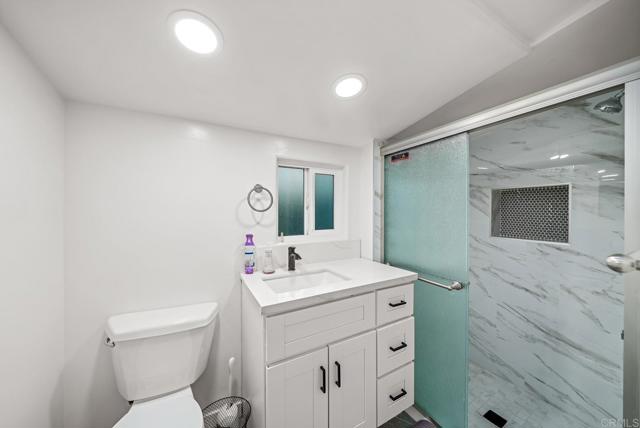 Image 12 of 38 For 6511 Wunderlin Avenue