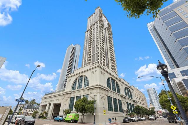 700 W E St, San Diego CA: https://media.crmls.org/mediaz/e806b461-d1cc-43a4-b2c9-f776448d72dc.jpg