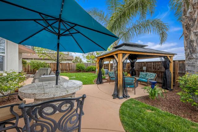 6600 Eagle Ridge Court, Gilroy CA: https://media.crmls.org/mediaz/e8070811-fe7f-4544-b6b2-7e7f27958c73.jpg