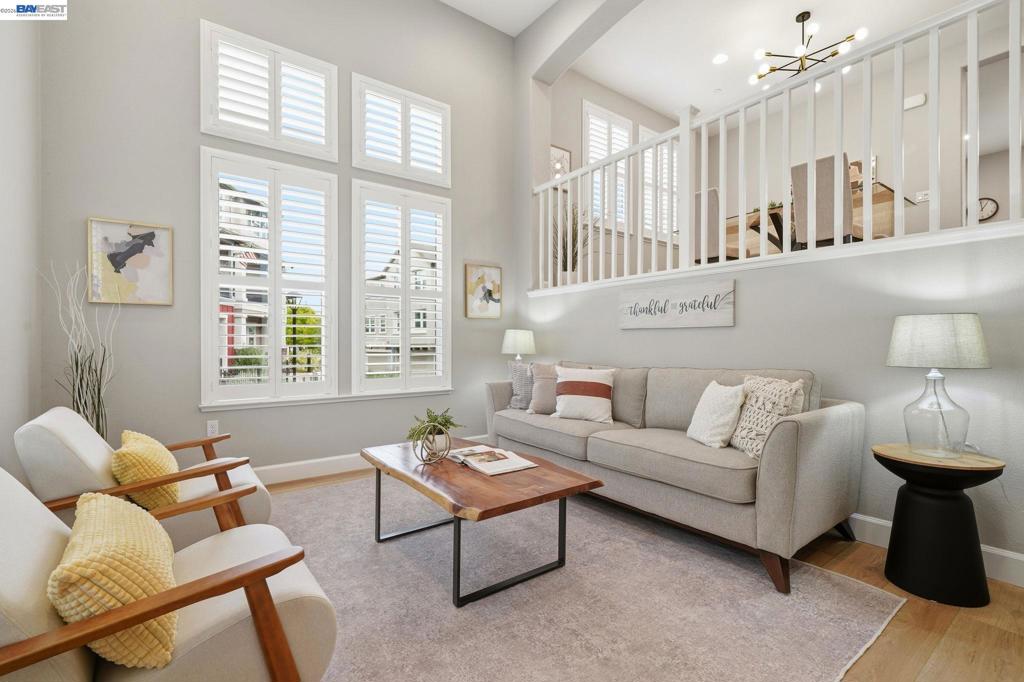 3941 Portola Cmn #6
