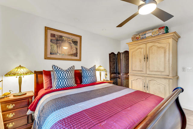 527 Jade Lane, Palm Springs CA: https://media.crmls.org/mediaz/e8086204-1e81-47da-afe9-8bda129db4a9.jpg