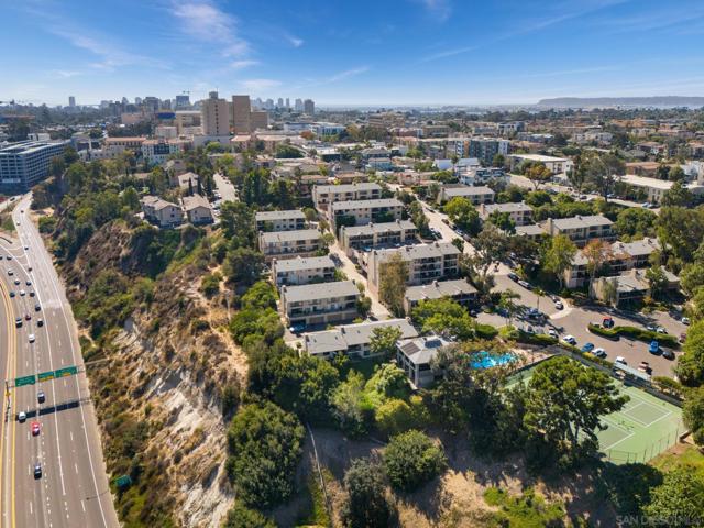 4266 5th Ave., San Diego, California 92103, 2 Bedrooms Bedrooms, ,2 BathroomsBathrooms,Condominium,For Sale,5th Ave.,250019946SD