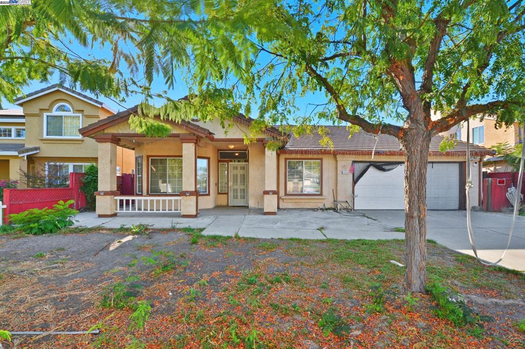 14539 Cedar Valley Dr