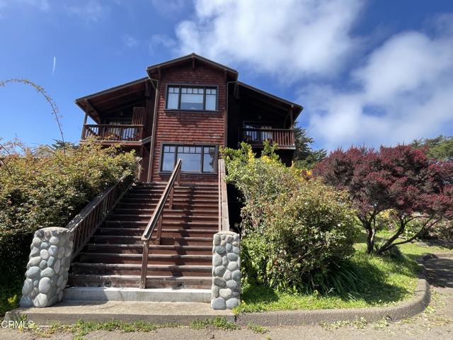 44920 Little Lake Road, Mendocino CA: https://media.crmls.org/mediaz/e80b2431-7045-4659-8b25-761ddf2495df.jpg