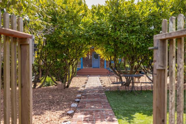 495 Larsen Road, Aptos CA: https://media.crmls.org/mediaz/e80b46e6-8e7f-4f73-b1d3-fdfc42c725fb.jpg
