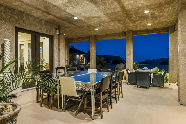 3569 Calmada Road, Pioneertown CA: https://media.crmls.org/mediaz/e80b80e1-b3cf-47f9-a6be-f32db2107c56.jpg