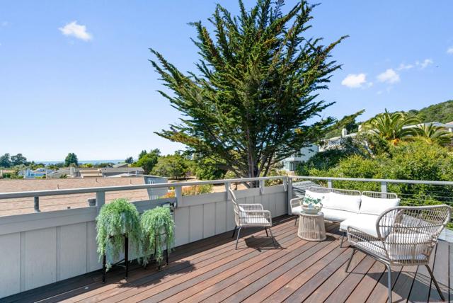 1975 Seascape Boulevard, Aptos CA: https://media.crmls.org/mediaz/e80c0f05-5db6-4f0a-84e0-402341486e94.jpg
