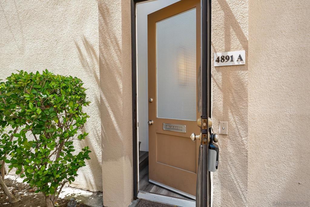 4891 Collwood Blvd - photo 2