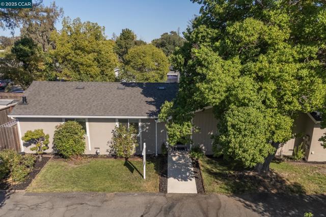 1933 Oak Park Blvd, Pleasant Hill CA: https://media.crmls.org/mediaz/e80e70c5-1f31-4b53-aa91-42d829f4157e.jpg