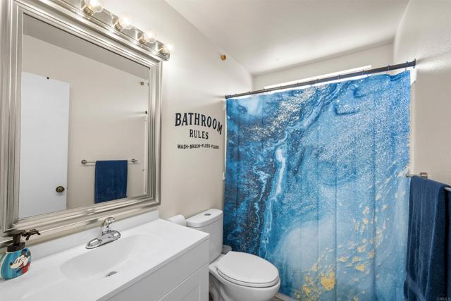845 RIDGEWATER DR, Chula Vista CA: https://media.crmls.org/mediaz/e80ee333-f907-4c11-aab7-b70cb19fc034.jpg