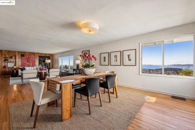 256 Cambridge Ave, Kensington CA: https://media.crmls.org/mediaz/e80fc705-e331-4c85-bb70-8db39540a9cf.jpg