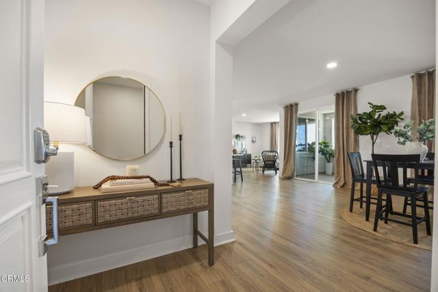 2870 Wagon Wheel Road, Oxnard CA: https://media.crmls.org/mediaz/e811e34c-3774-4919-a98a-68af14b17a57.jpg