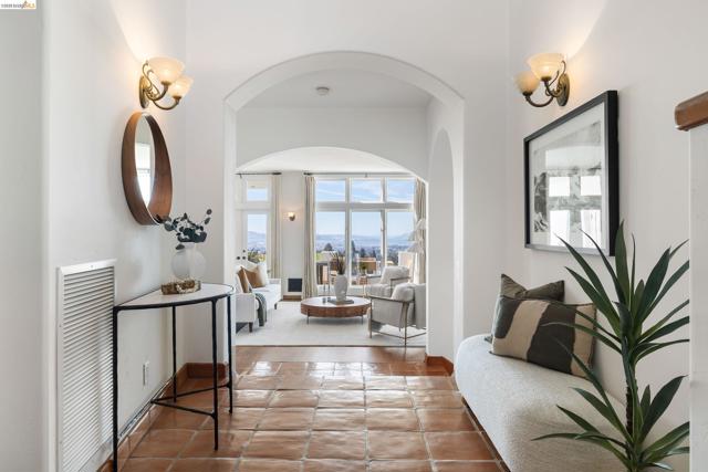 Image 3 of 60 For 4951 Proctor Ave