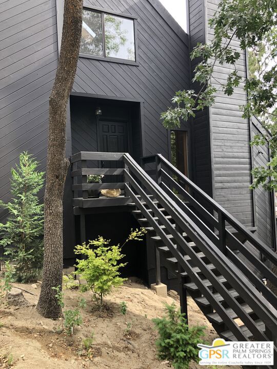 25150 Cougar Road, Idyllwild CA: https://media.crmls.org/mediaz/e814adb7-a1f5-453e-914b-1622f8681688.jpg