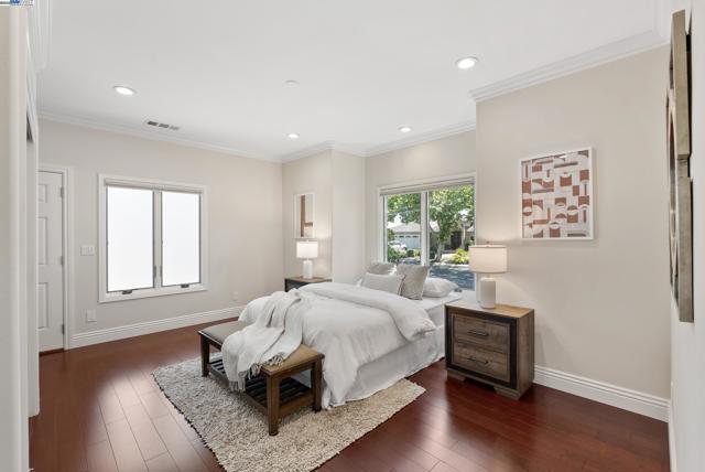 12763 Camrose Ave, Saratoga CA: https://media.crmls.org/mediaz/e814c954-5a62-4a23-9f17-ee8678517135.jpg