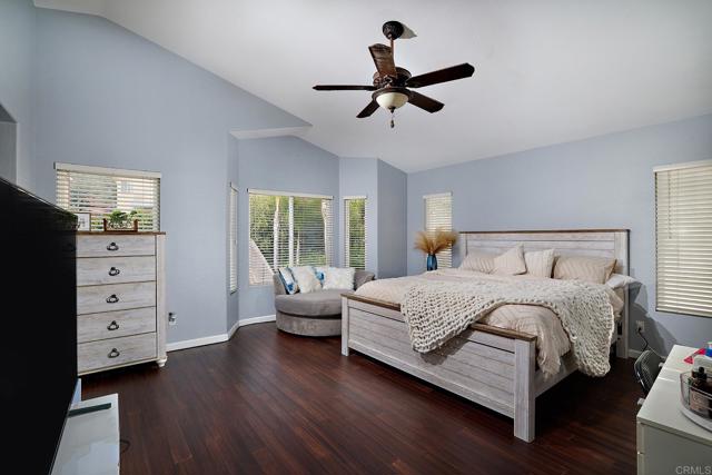 29720 Gracilior Drive, Escondido CA: https://media.crmls.org/mediaz/e814d42a-62eb-4076-b0c5-ea79abfdcb67.jpg