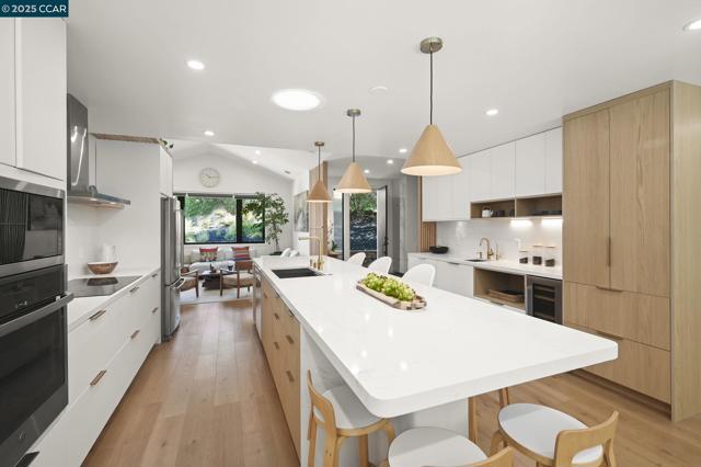 148 Draeger Drive, Moraga CA: https://media.crmls.org/mediaz/e814f45b-bbd9-4a44-bc1c-c0f4ff909402.jpg