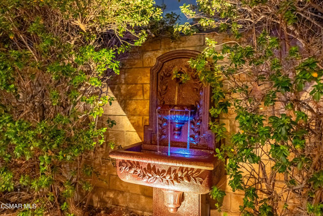 Image 22 of 100 For 5068 Shady Trail Street