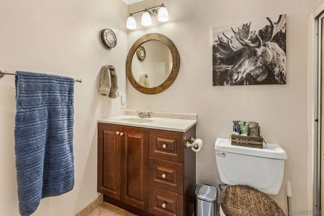 2092 Golden Circle Dr, Escondido CA: https://media.crmls.org/mediaz/e816d831-df46-4a67-8fd6-82d5a23f5597.jpg