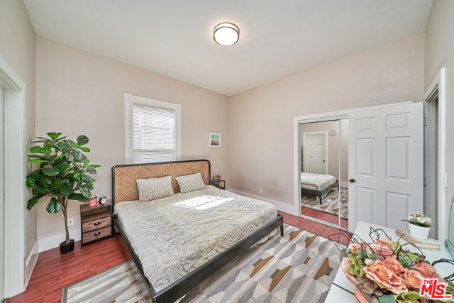 1224 Dewey Avenue, Los Angeles CA: https://media.crmls.org/mediaz/e81788ce-e162-43f4-ab76-ed759f9e39cc.jpg