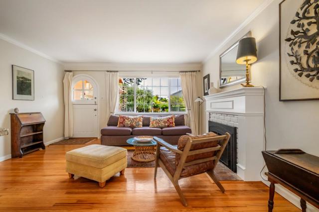 111 Farley Drive, Aptos CA: https://media.crmls.org/mediaz/e8185572-8376-4812-a839-58b3a4264da8.jpg