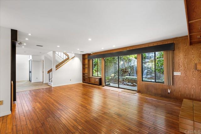 Detail Gallery Image 9 of 75 For 2871 Brant St, San Diego,  CA 92103 - 3 Beds | 3/1 Baths