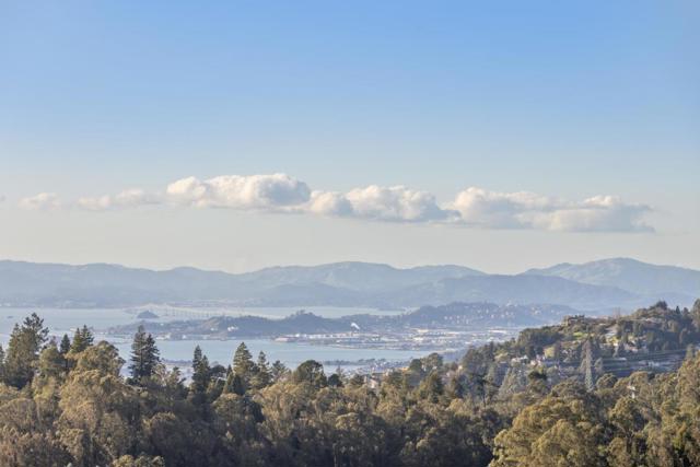 58 Villanova Drive, Oakland CA: https://media.crmls.org/mediaz/e8190a78-1e5f-4d67-ae60-914c8792bc48.jpg