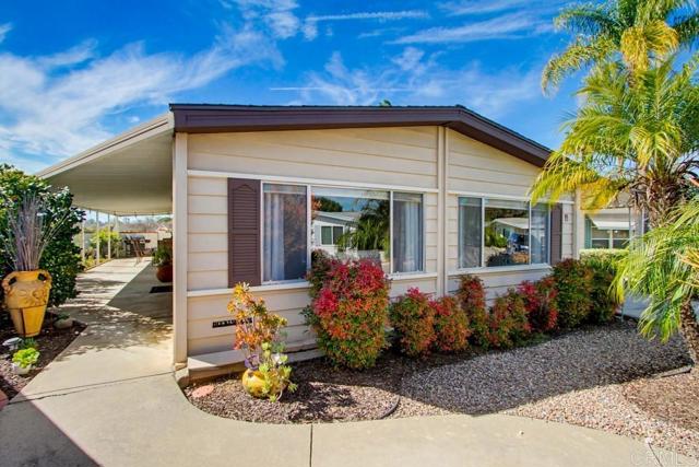 Detail Gallery Image 2 of 45 For 2250 N Broadway #9,  Escondido,  CA 92026 - 2 Beds | 2 Baths