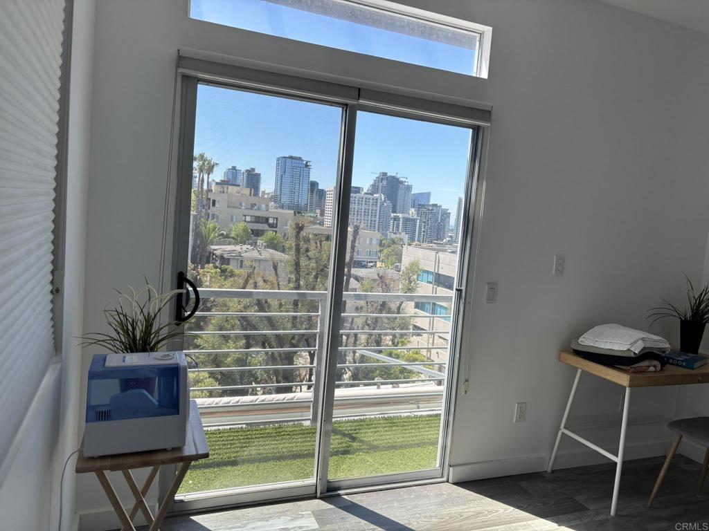 2064 2nd Avenue - photo 13