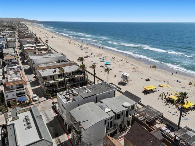 Detail Gallery Image 55 of 57 For 3709 Ocean Front Walk, San Diego,  CA 92109 - 3 Beds | 3/1 Baths