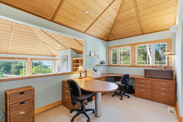 1175 Eagle Hill Road, Royal Oaks CA: https://media.crmls.org/mediaz/e81f3ac5-1382-4437-a114-bb9850647686.jpg