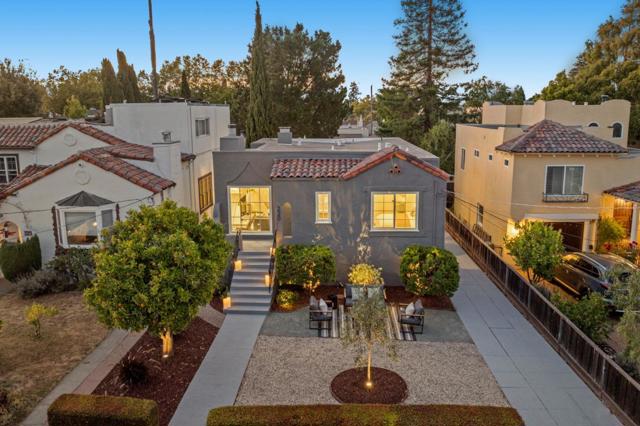 220 26th Avenue, San Mateo CA: https://media.crmls.org/mediaz/e81f4218-e5d1-4b88-95a7-5fe4dd659a5a.jpg