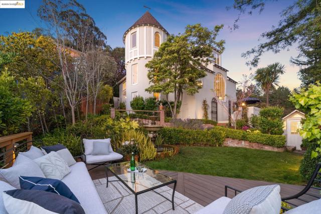 1143 Keith Ave, Berkeley CA: https://media.crmls.org/mediaz/e81fec1f-a8b1-4473-9191-e7334178e0c8.jpg
