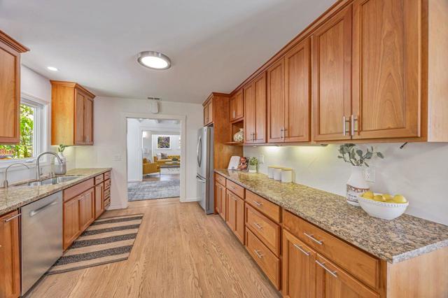 371 Jeter Street, Redwood City CA: https://media.crmls.org/mediaz/e8209f56-acf9-4d54-96ab-ae2f029efe24.jpg
