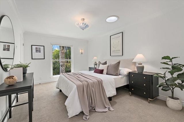 17274 Verdes Robles, Los Gatos CA: https://media.crmls.org/mediaz/e820a76c-ea09-42ac-abde-ac6a4a294ea3.jpg