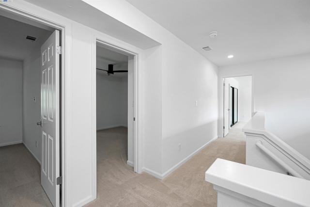 311 Andros Dr, San Ramon CA: https://media.crmls.org/mediaz/e82168bb-d79b-45e5-b81f-a29c368dd635.jpg