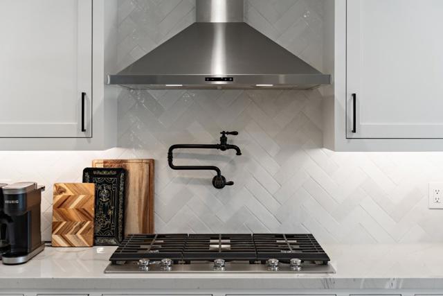 1231 Westward Drive, Hollister CA: https://media.crmls.org/mediaz/e821f10e-baa6-4d83-9fd9-f744885c61fa.jpg